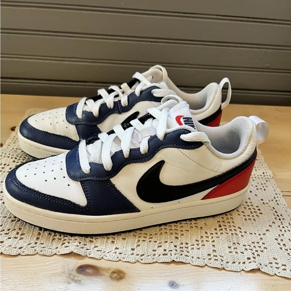 Nike Court Borough 2 Low USA - DO7446-101 Size 6Y - Picture 2 of 6